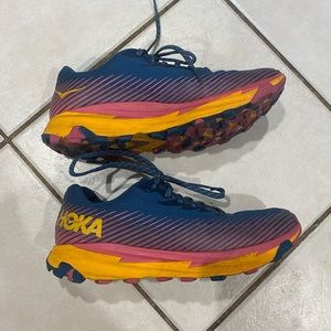 HOKA Torrent 2